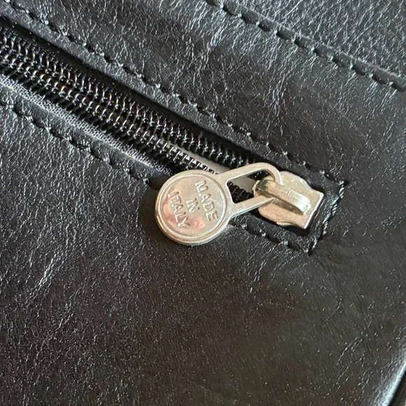 Genuine Leather Made in Italy Messenger Bag